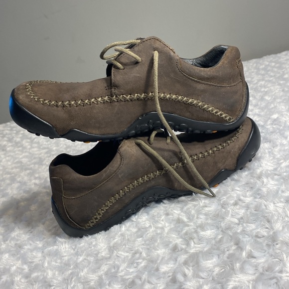 Wolverine leather tie moccasin size 8 slip resistant ICS - Picture 10 of 10